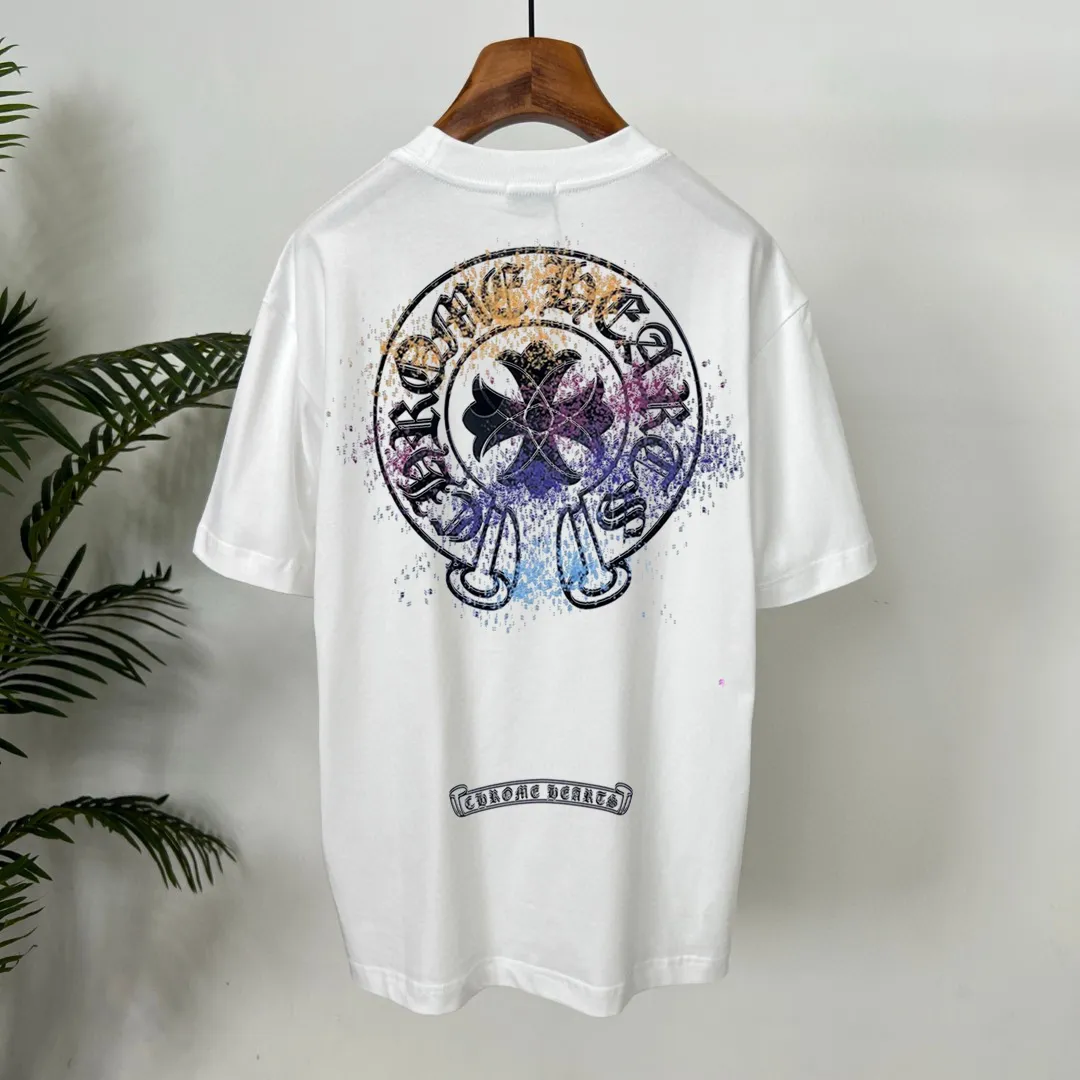 🅿️190 Crow Heart’s new summer T-shirt! This Sanskrit cross printed round neck short sleeves is simply a must-have for fashionistas. Salona cotton fabric is super comfortable, soft and skin-friendly, and has excellent breathability, making it perfect for summer wear. The Sanskrit cross print design on it is amazing, full of mystery and high-end, and the details are so exquisite that it makes people scream. It is worthy of Kroxin, and it vividly interprets the trend and personality. The loose fit is super friendly to all body shapes, covers the flesh and is comfortable, and looks good no matter how you wear it. Pair it with jeans and you'll look cool on the street. Pair it with sweatpants and you'll instantly look energetic and trendy. When you wear it and go out, you will feel like you are the spokesperson of fashion, and it will definitely turn heads. Color: black, white, red Size: S-2XL
